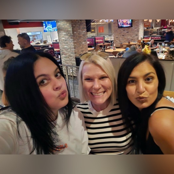 Eminem and Trash Can 😜🗽Jo’s live - Picture 9 of 10